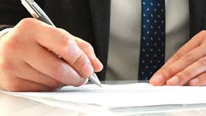 Experienced loan adviser